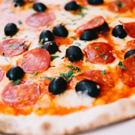 White Garlic Pizza